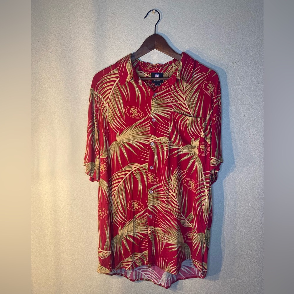 NFL San Francisco 49er’s Men’s Large Button Down Tropical Aloha Hawaiian Shirt